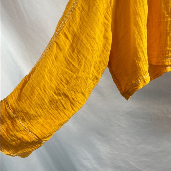 7 For All Mankind Yellow Cotton Blouse and Short Set - Picture 5 of 11